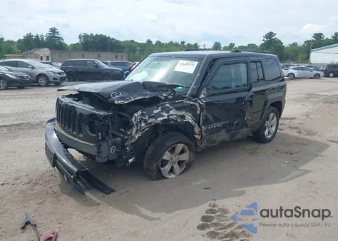 2017 Jeep Patriot Latitude 4X4 из США, поврежденный, VIN 1C4NJRFB6HD111124